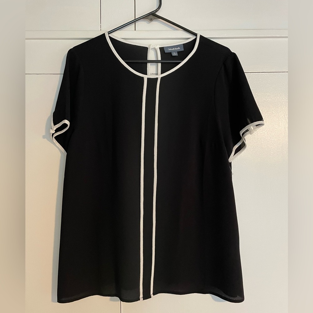 Modcloth Blouse Brand New Black and White Large
